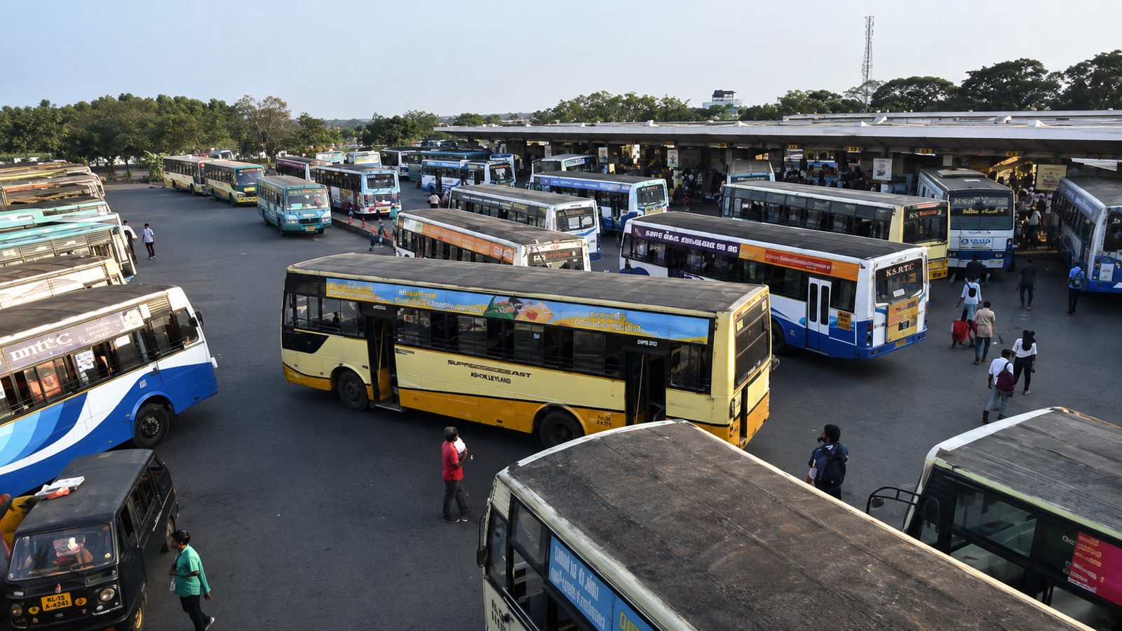 Madurai (Mattuthavani) Branch — Mattuthavani Integrated Bus Terminus (opposite)